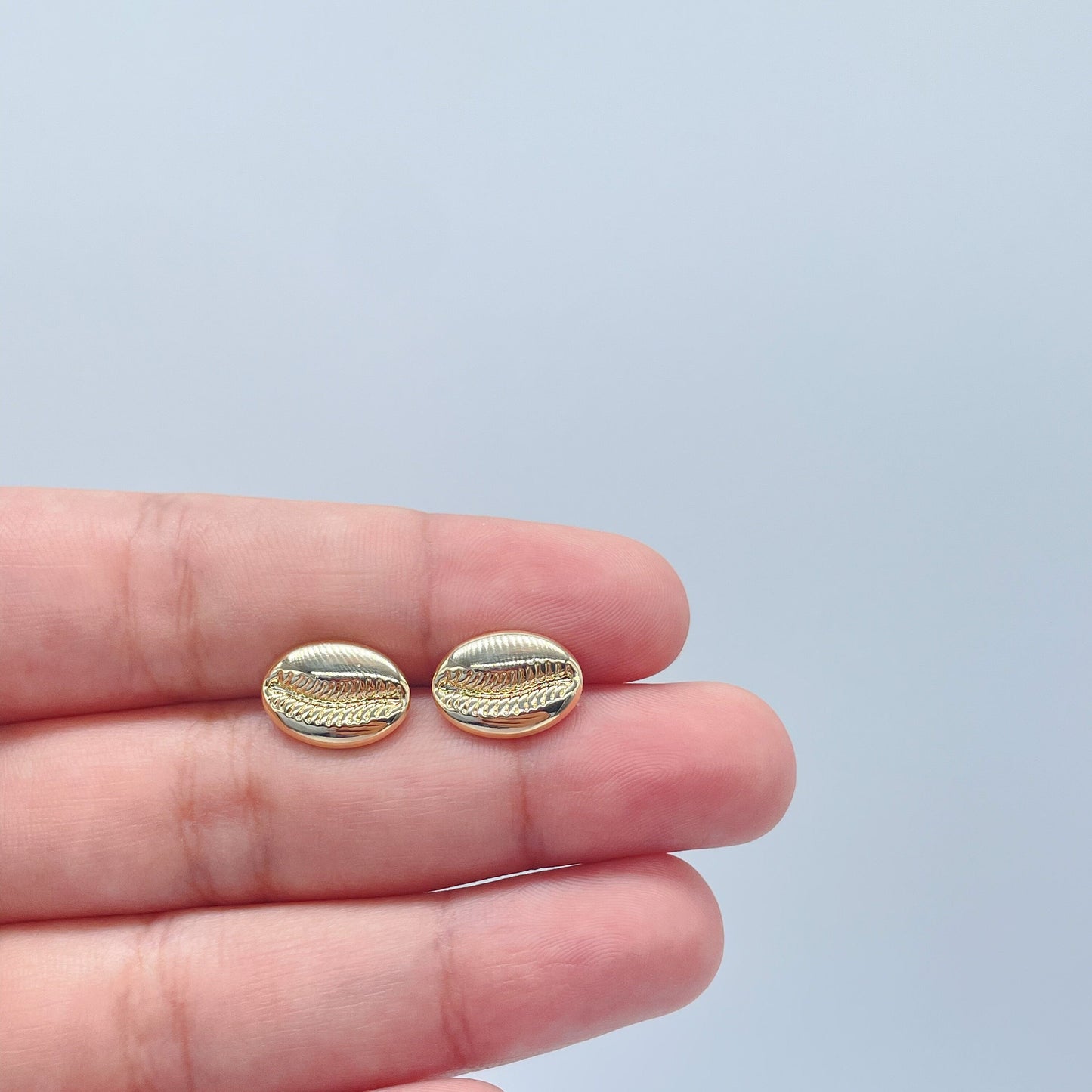 Products 18k Gold Filled Plain Conch Stud Earring