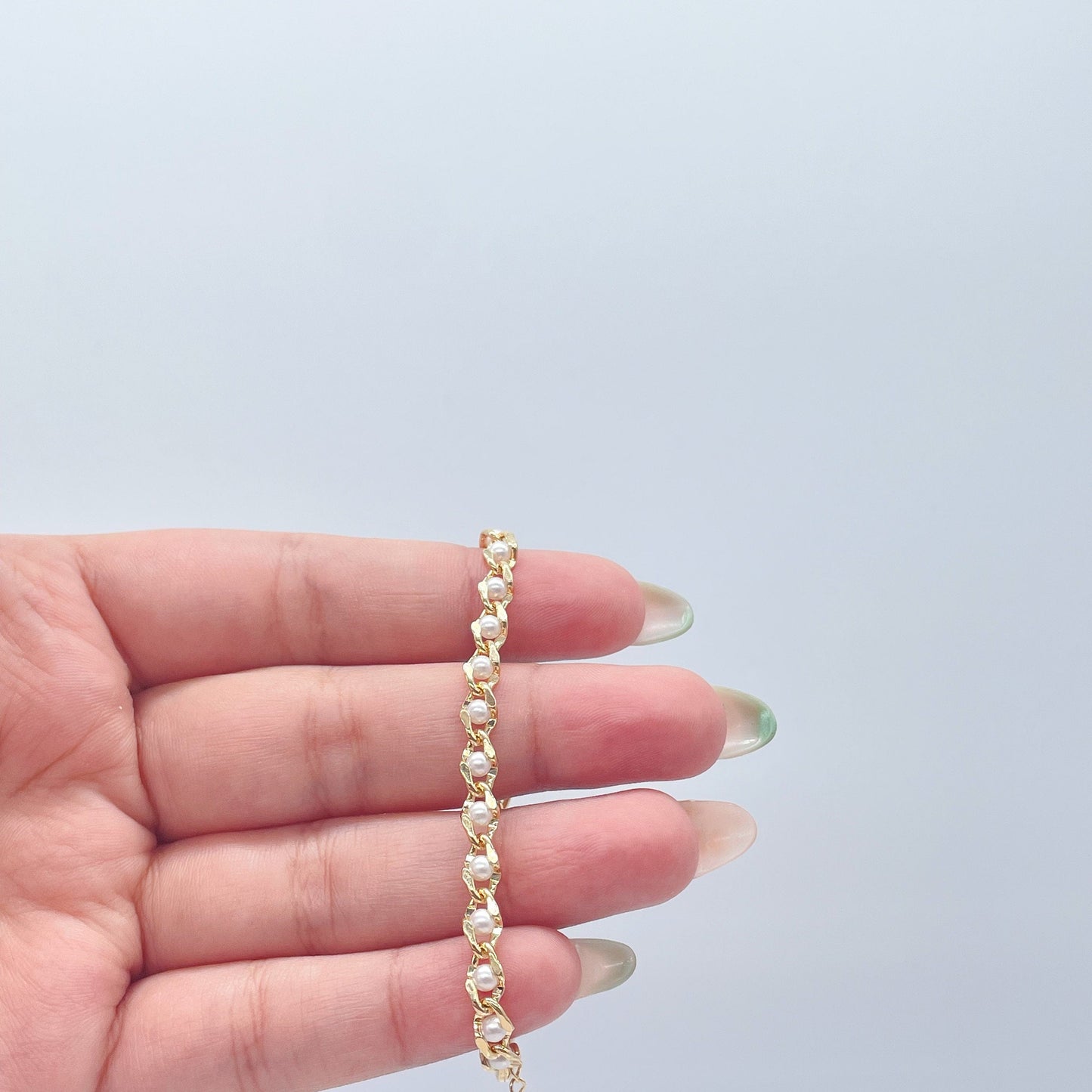 18k Gold Filled Carver Small Pearl Bracelet
