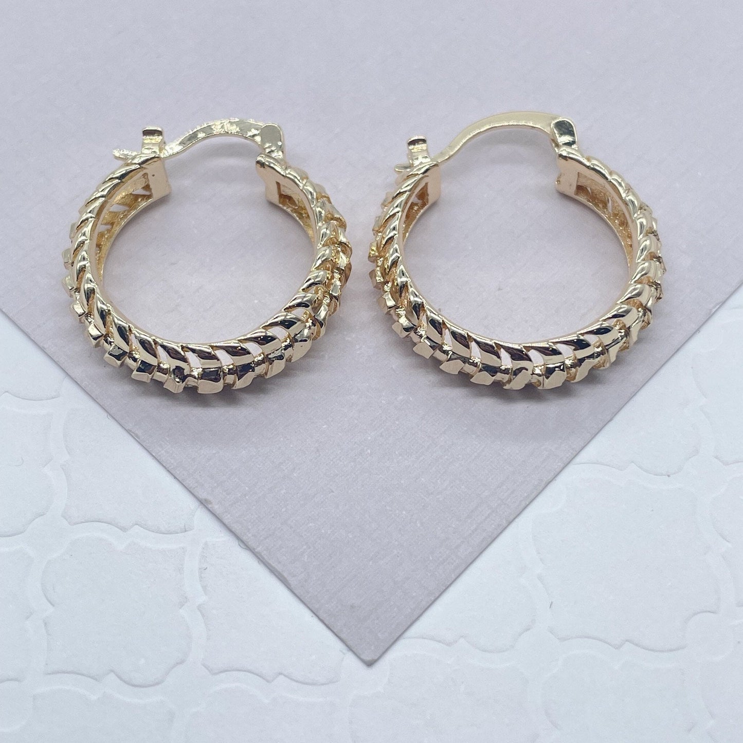 Vintage Alligator Tail Pattern Hoop Earrings Made In 18k Gold Filled Wholesale