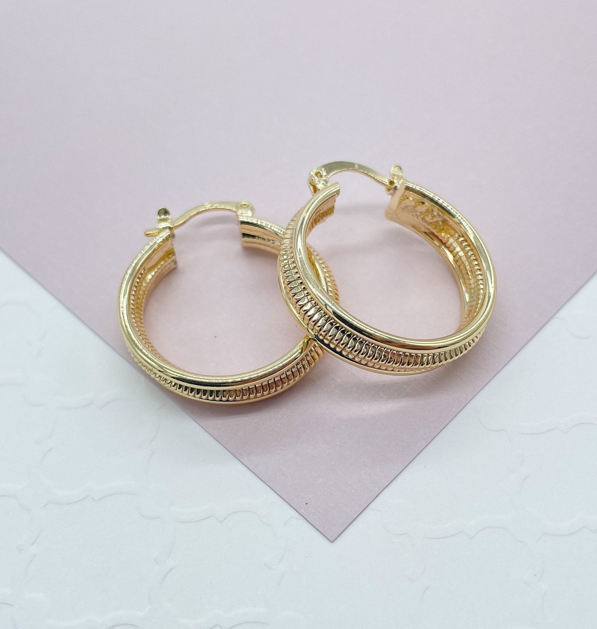 18K Gold Filled Hoop Earrings Featuring Middle Detail Rugged Wholesale And