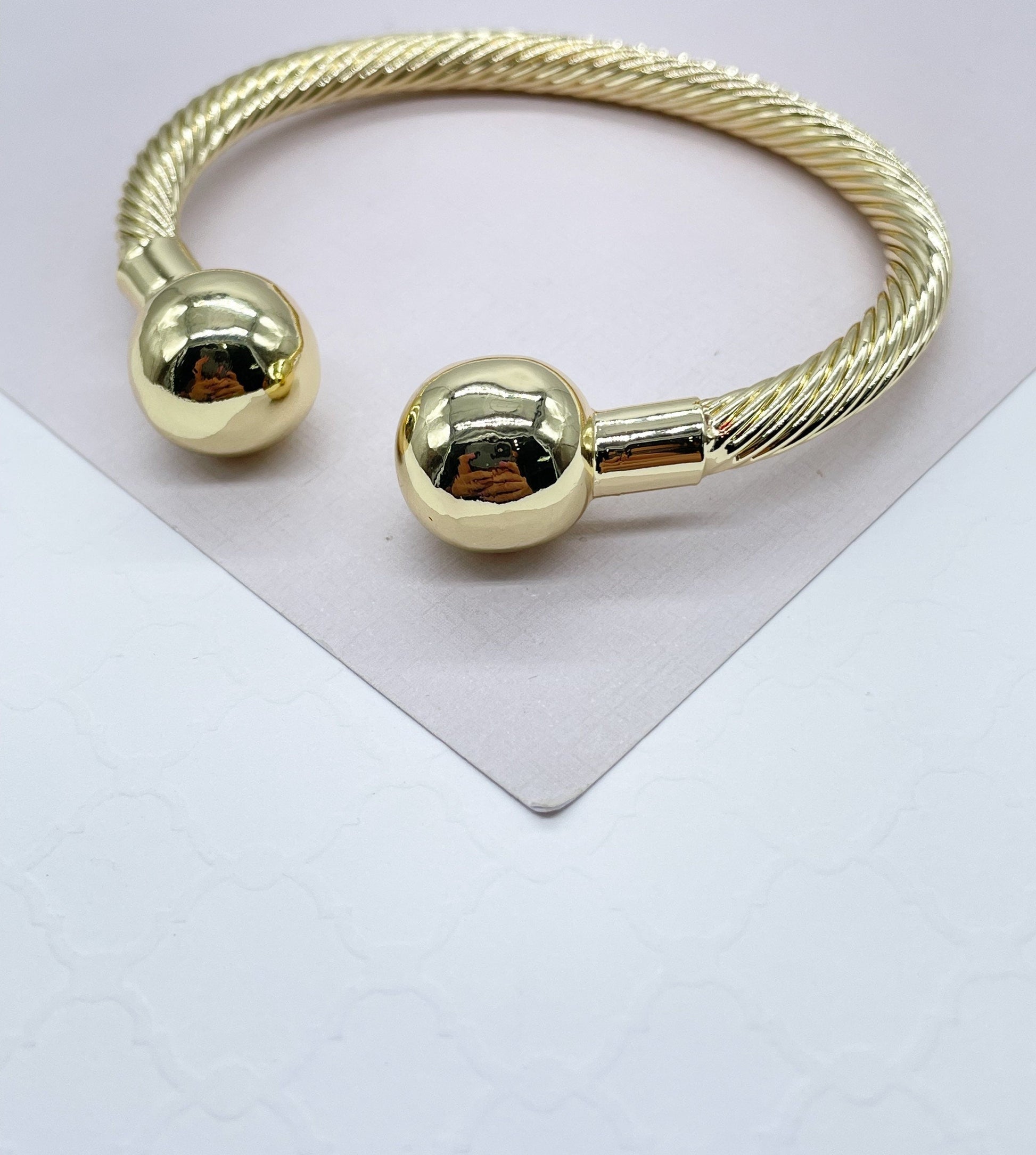 18k Gold Filled Twisted Bangle Featuring Two Solid Balls On Top Wholesale