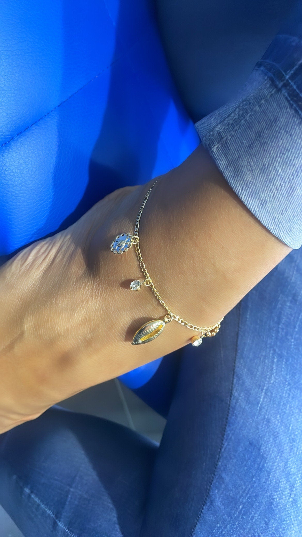 18k Gold Filled Figaro Chain Anklet With Ocean Animal Charms & Conch shell