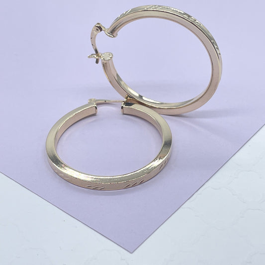 18k Gold Filled Sharp Edges Hoop Earrings with Smooth Finish and 3 Score Pattern