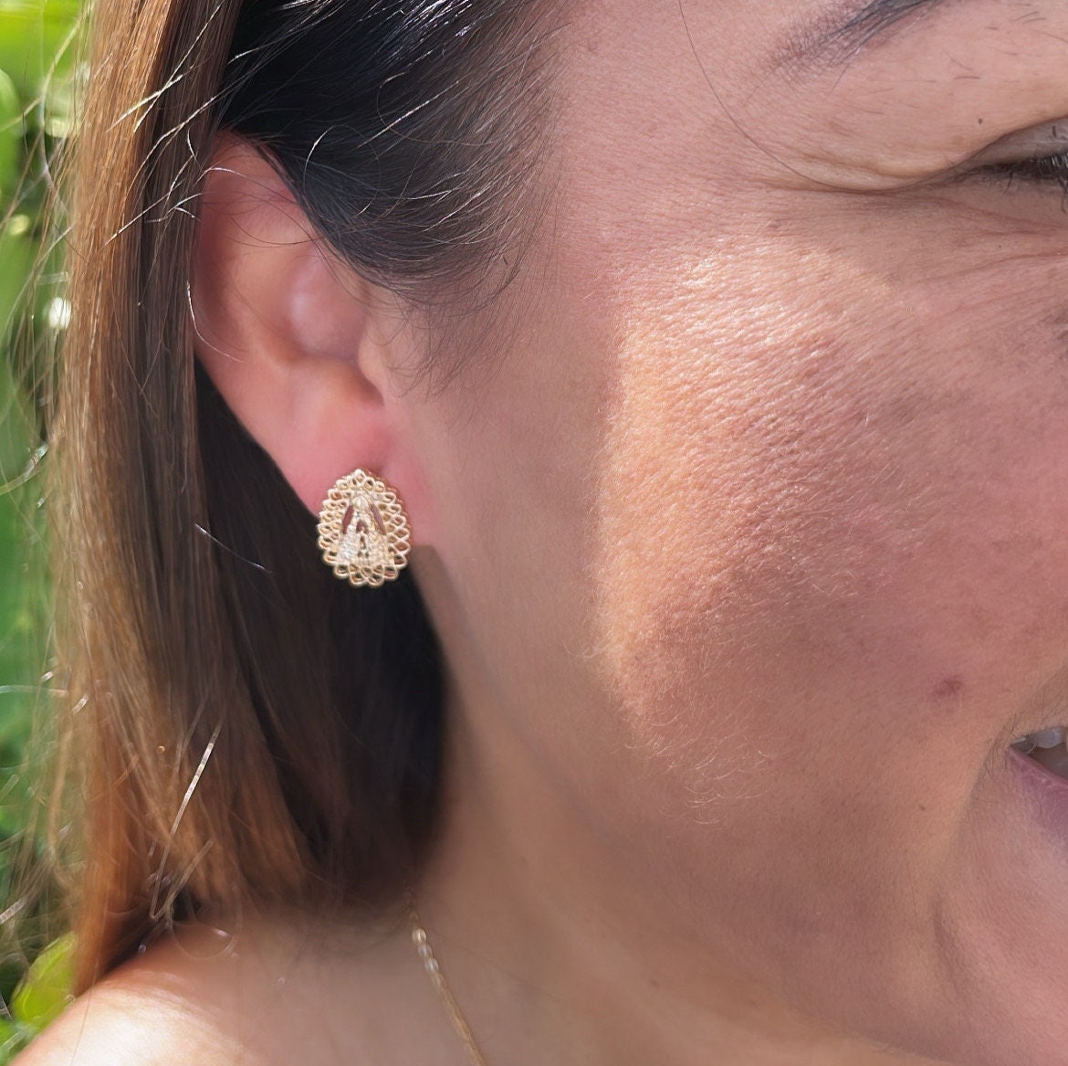 18k Gold Filled Patterned Virgin Stud Earring