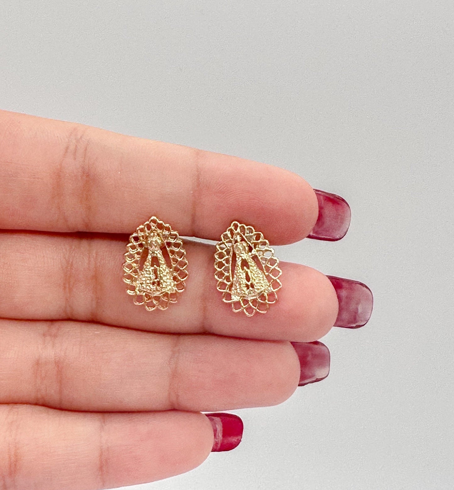 18k Gold Filled Patterned Virgin Stud Earring