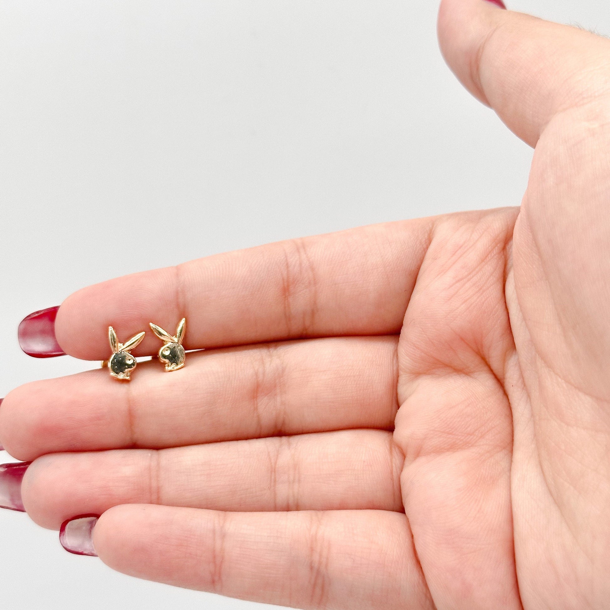18k Gold Filled Plain Bunny Logo Stud Earring