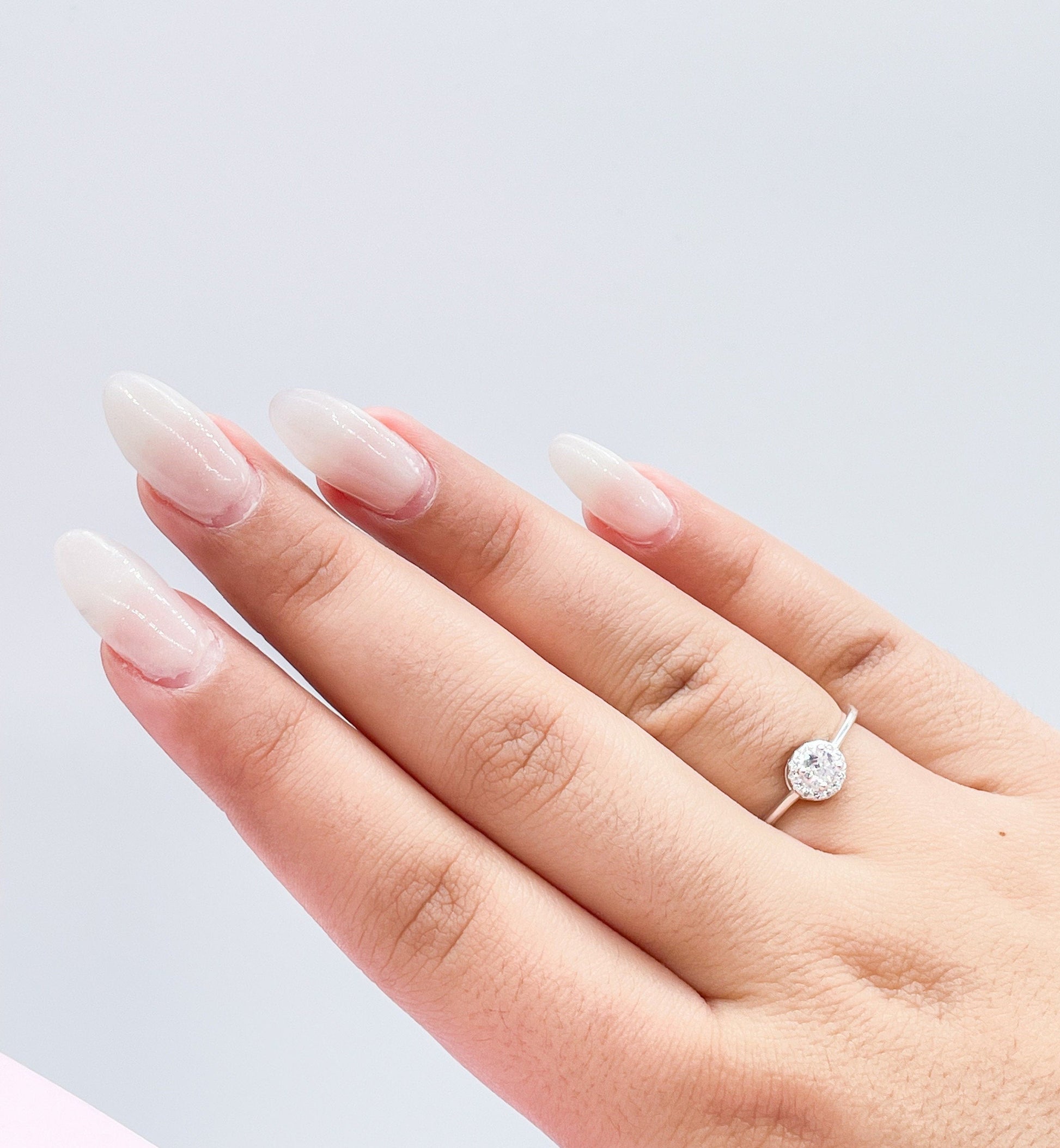 925 Silver Solitare Ring With Round CZ Stones