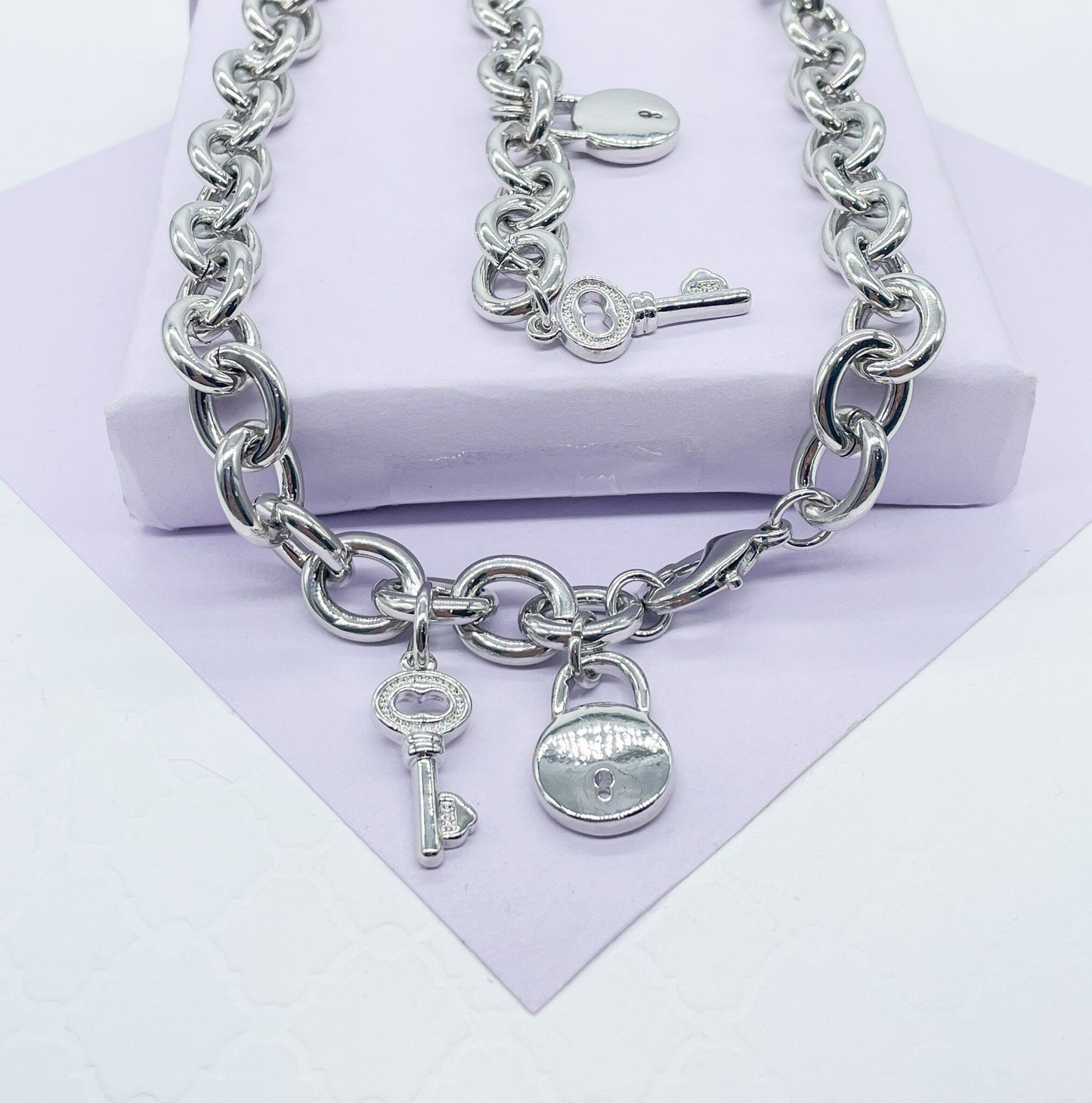 Chunky 18k Gold Filled Lock Heart And Key Bracelet Available in Gold, Rose Gold and Silver Featuring Thick Link Chain