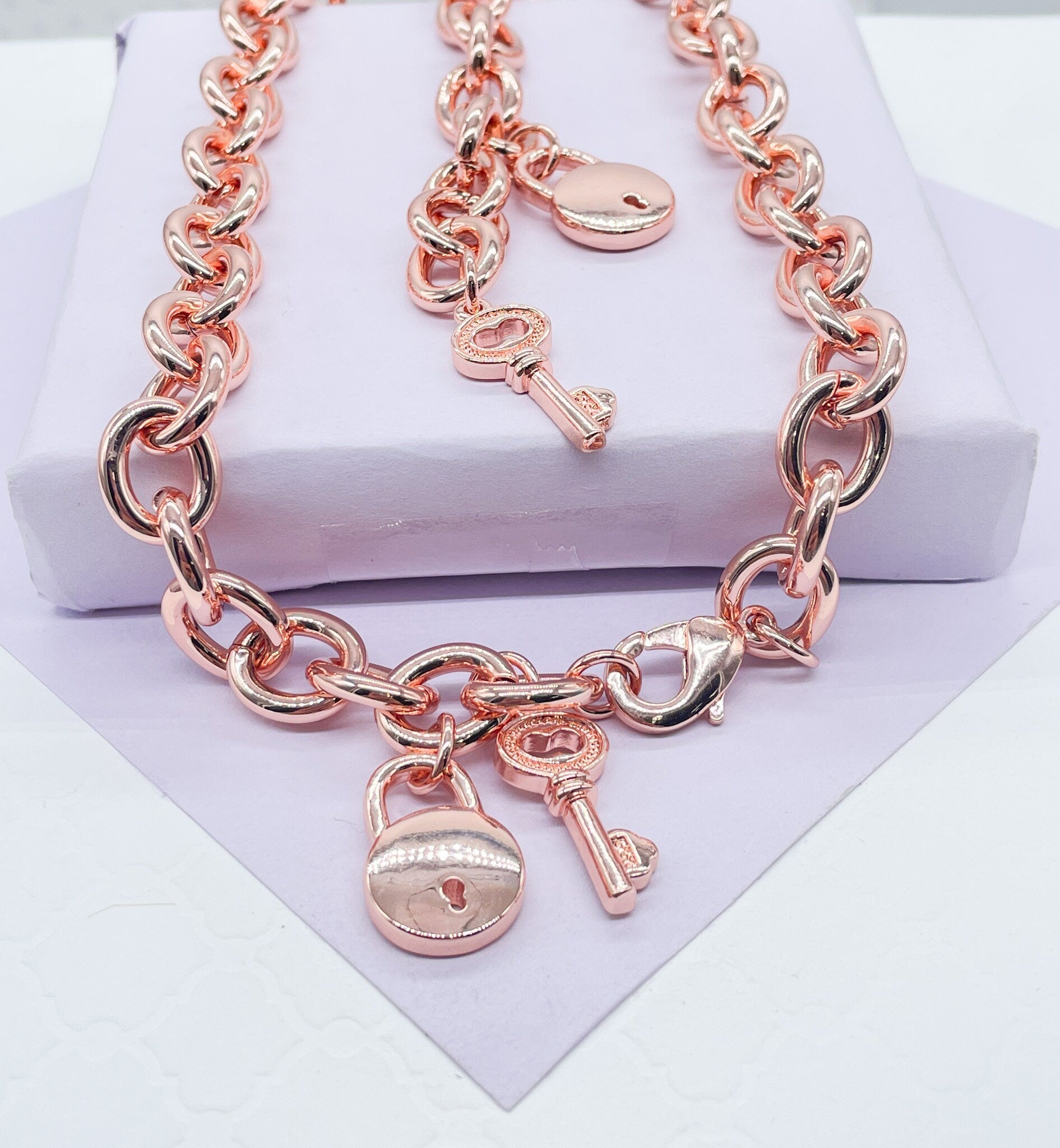 Chunky 18k Gold Filled Lock Heart And Key Bracelet Available in Gold, Rose Gold and Silver Featuring Thick Link Chain