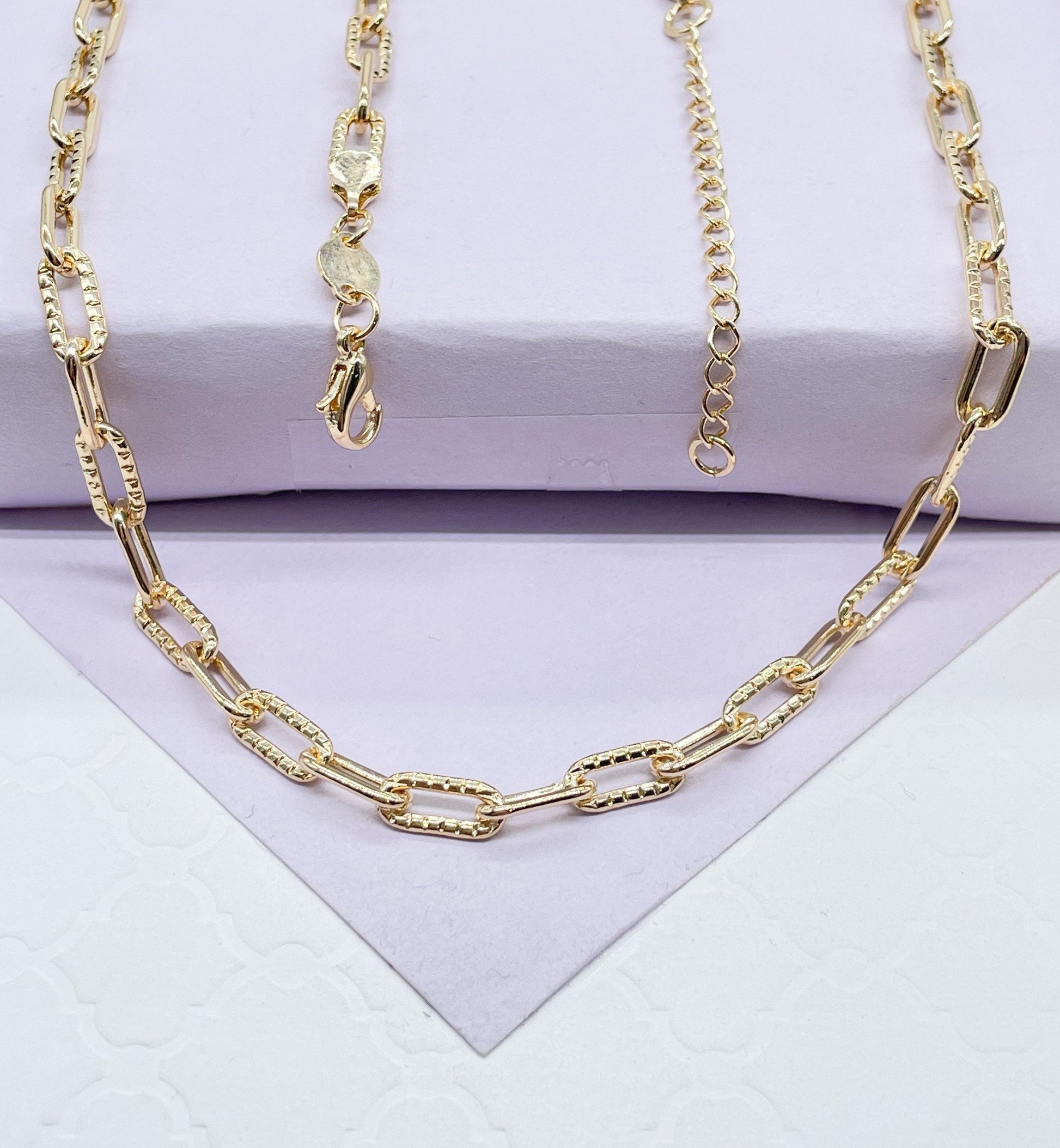 18k Gold Filled Paper Clip Chain with Layered Score Patterns