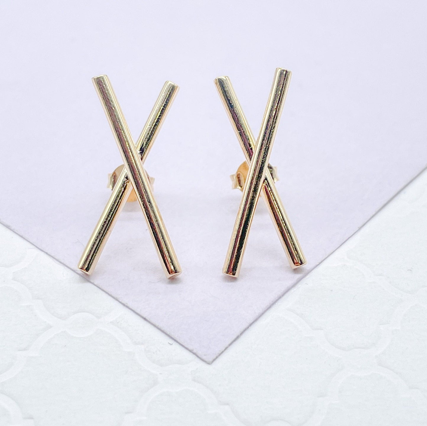 18k Gold Filled Plain “X” Crossed Stud Earrings