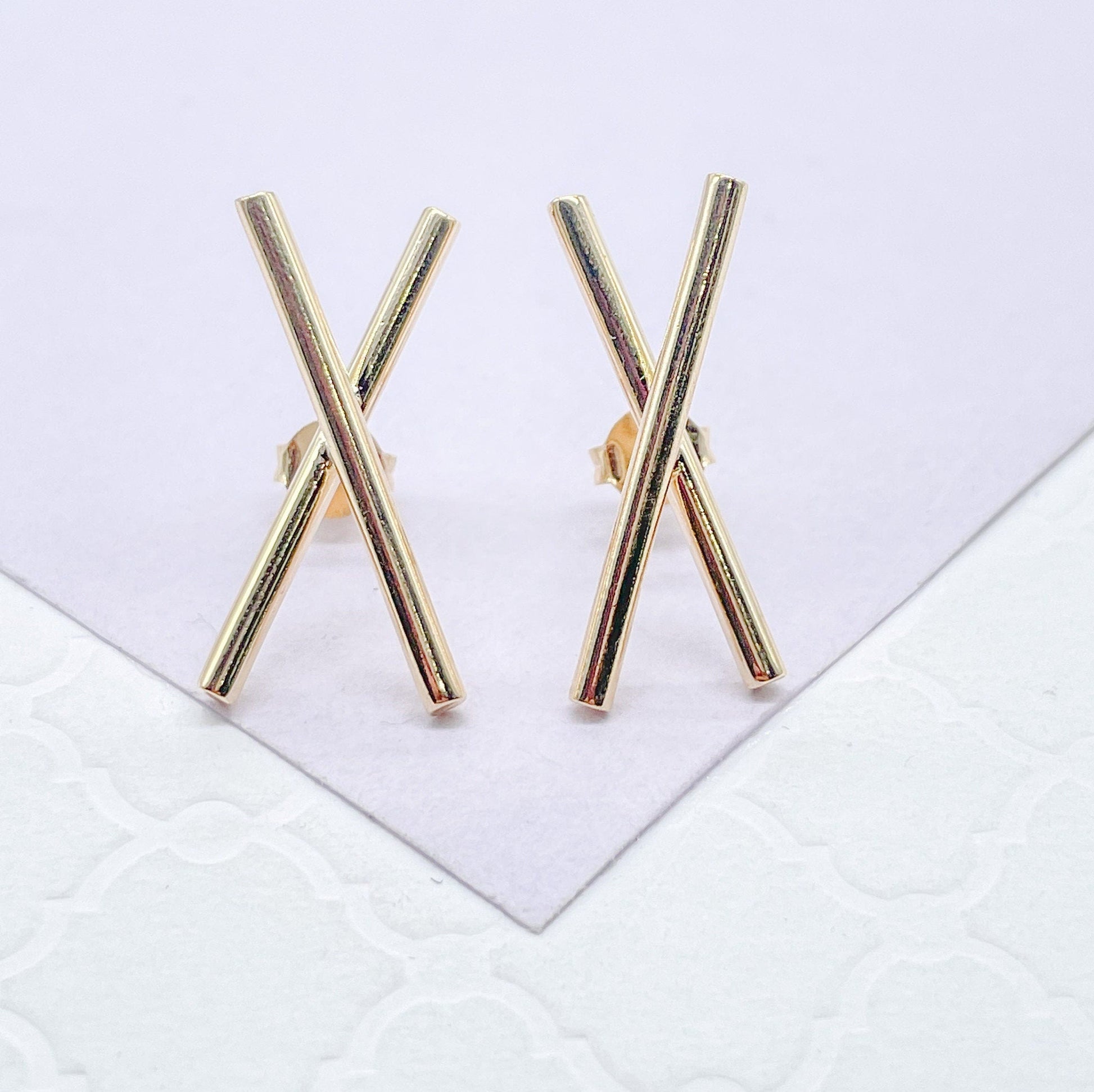 18k Gold Filled Plain “X” Crossed Stud Earrings