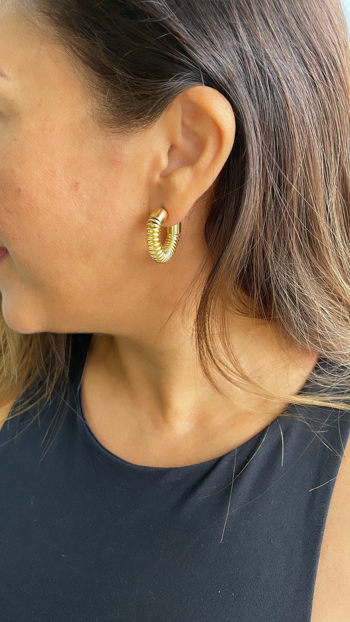 18k Gold Filled Thin Curly Open Hoops