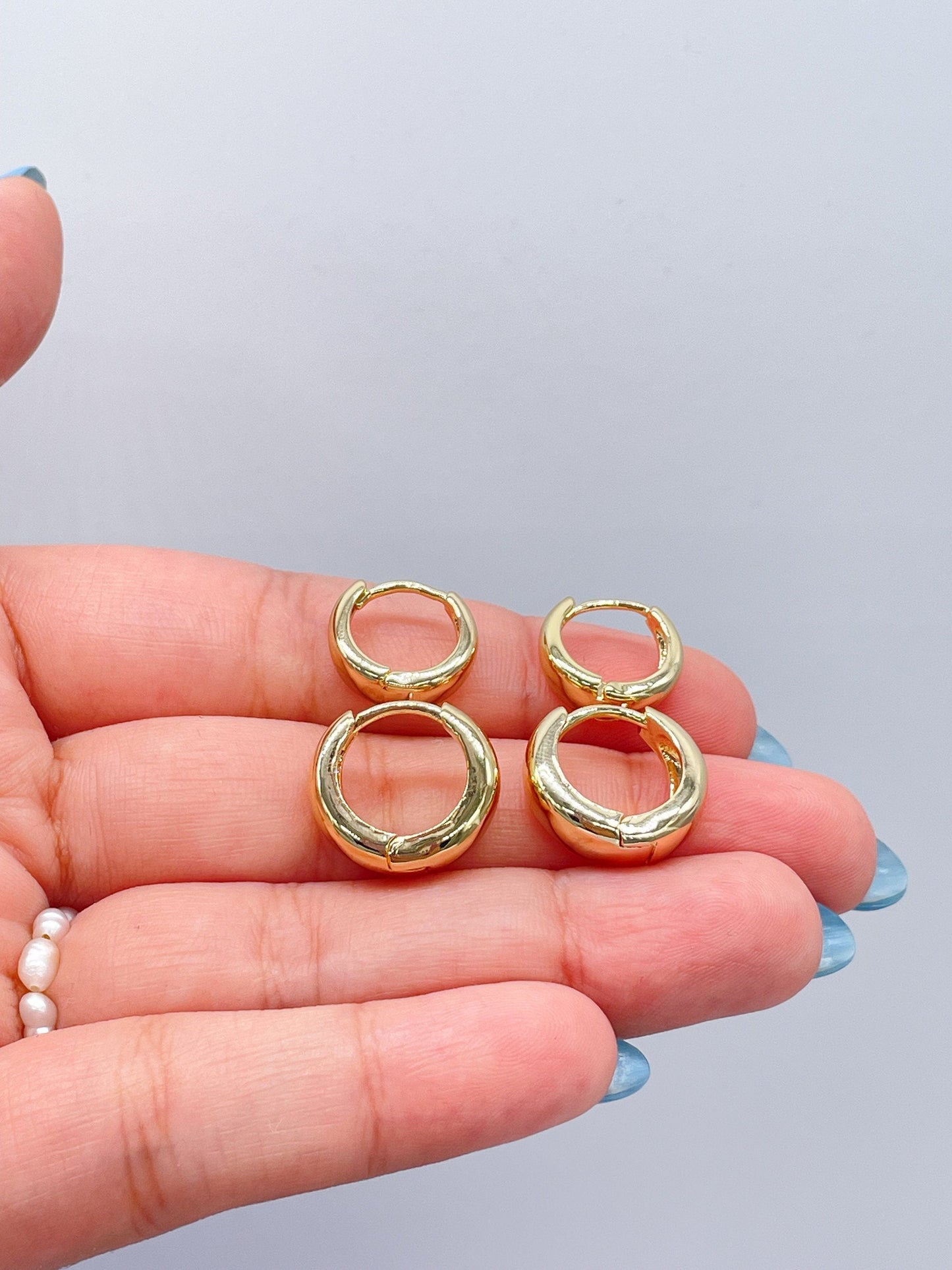18k Gold Filled Hoop Earrings: Small Teardrop Shape, 6mm