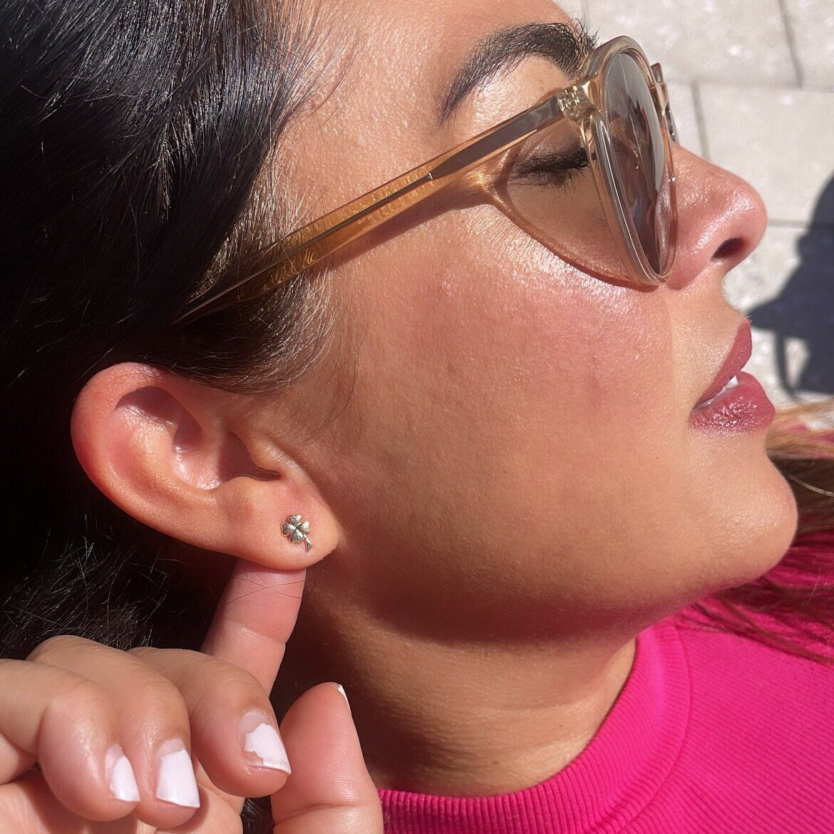 18k Gold Filled Gold Dainty Clover Stud Earring, Dainty Stud, Gold Studs Gift for her, St Patrick's Studs, Childrens Jewlery, Baby Studs