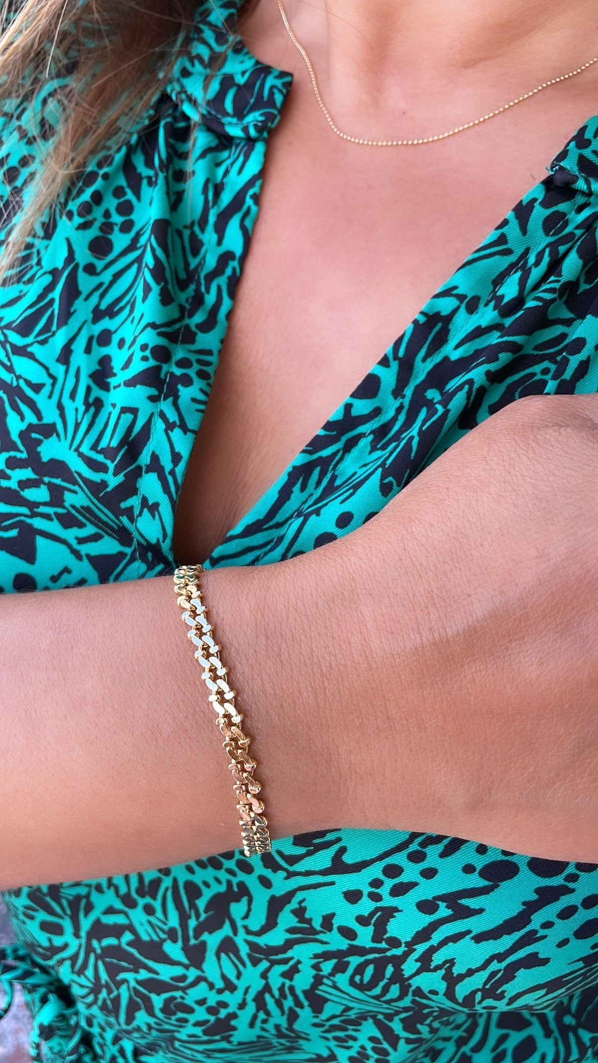 18k Gold Filled Textured 6mm Solid Specialty Link Bracelet