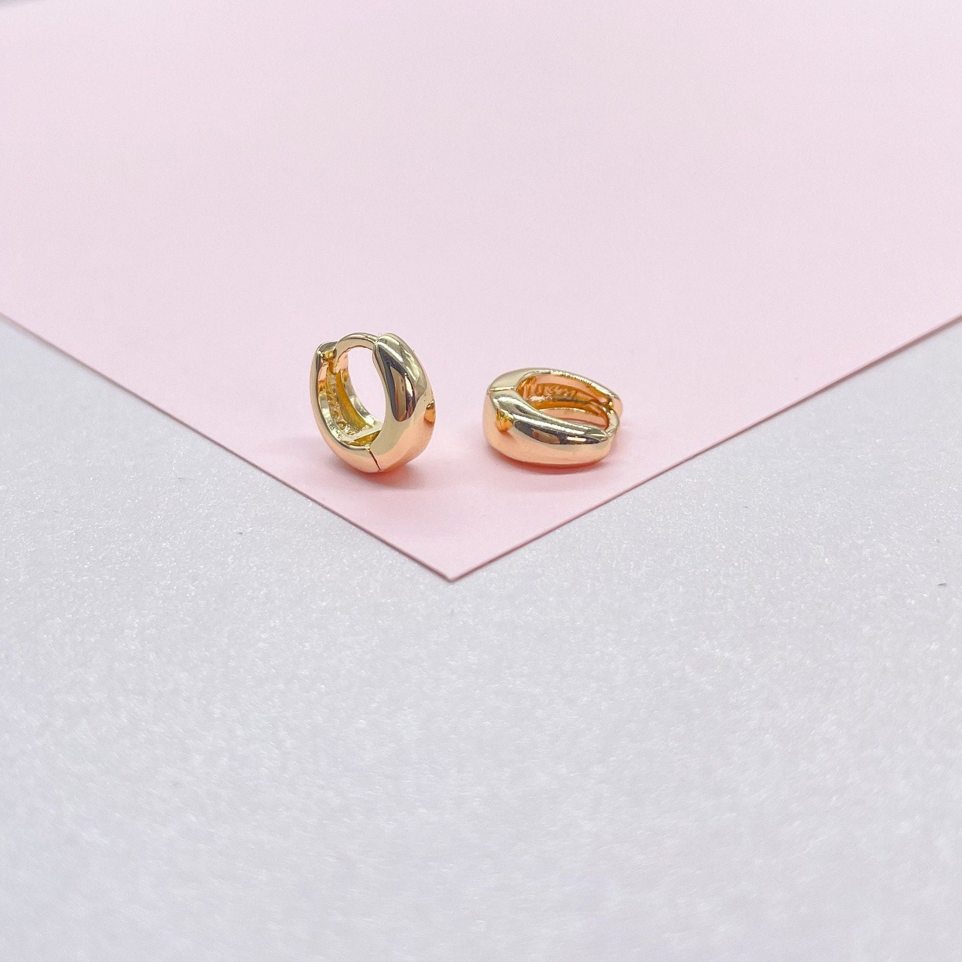 Tiny 18k Gold Filled Small Tear Drop Shape Huggie Clicker Earrings
