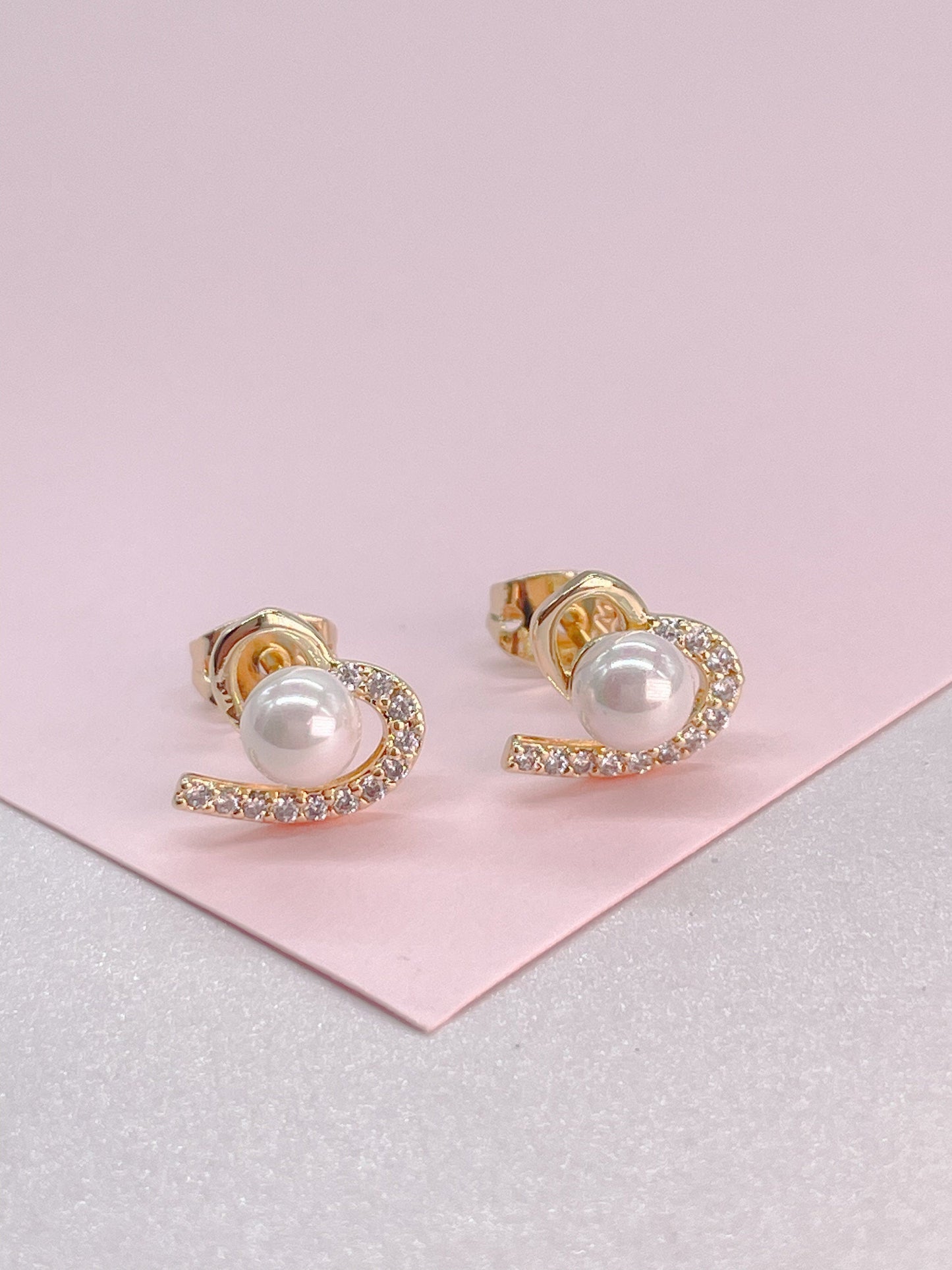 18k Gold Filled Tiny Heart Stud With Pearl CZ In Center