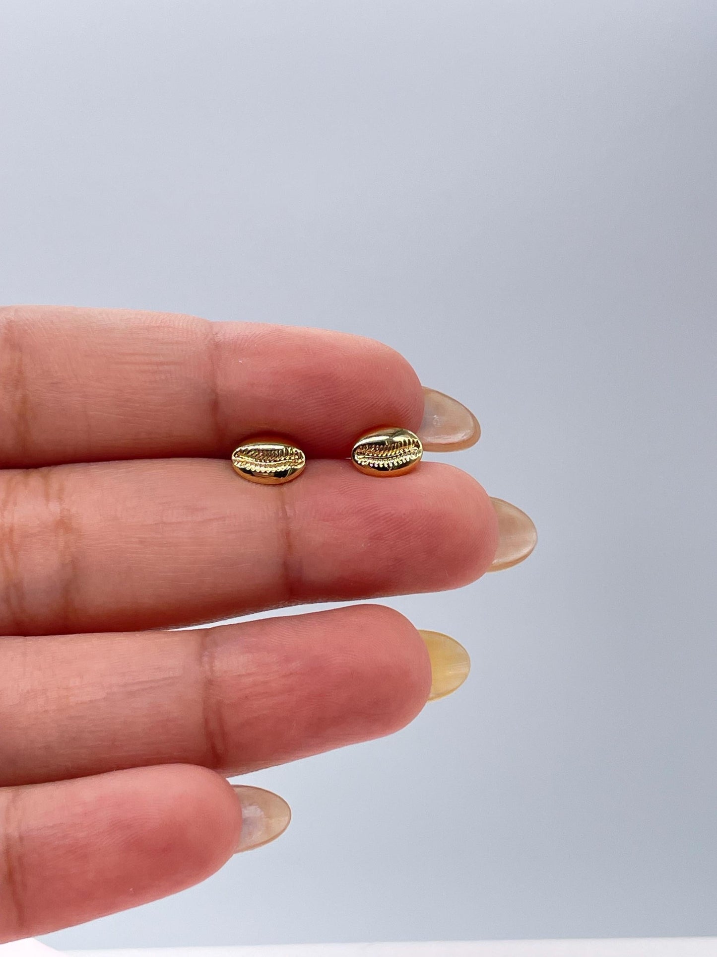 Products 18k Gold Filled Plain Conch Stud Earring