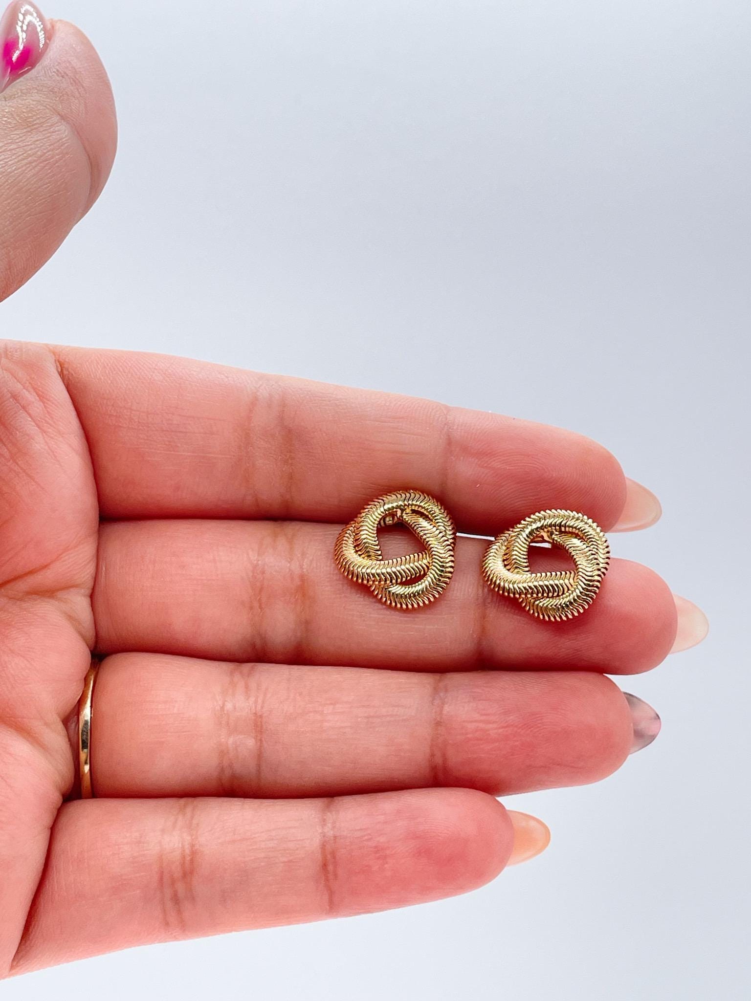 18k Gold Filled Open Loose Flat Herringbone love Knot Stud