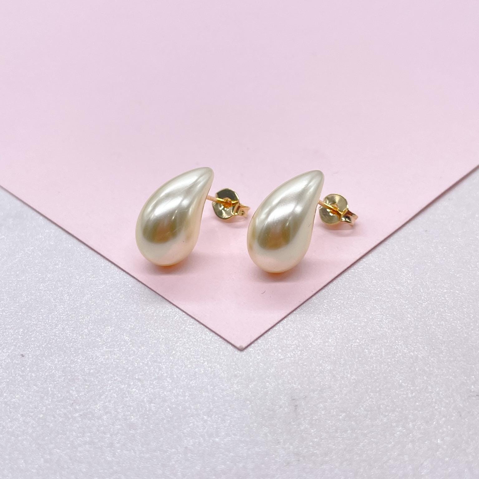 18k Gold Filled Chunky Smooth Pearl Tear Drop Earring