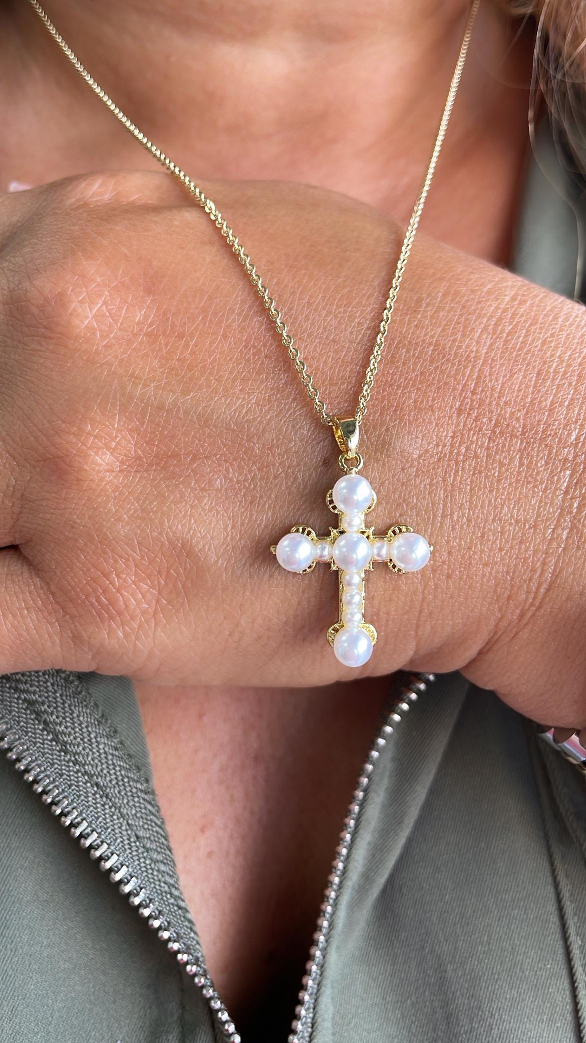 18k Gold Filled Faux all around Pearl Style Cross Pendant