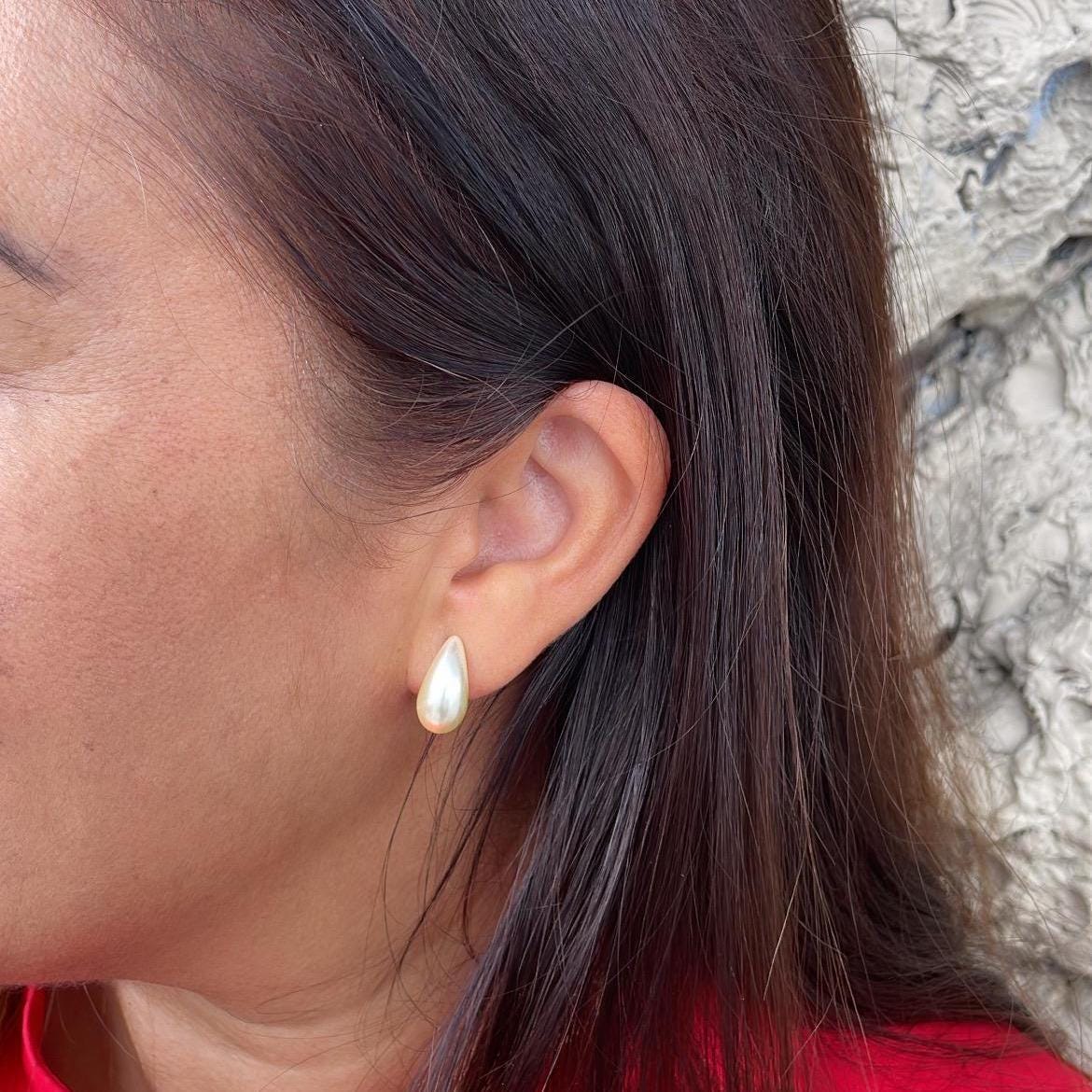 18k Gold Filled Chunky Smooth Pearl Tear Drop Earring