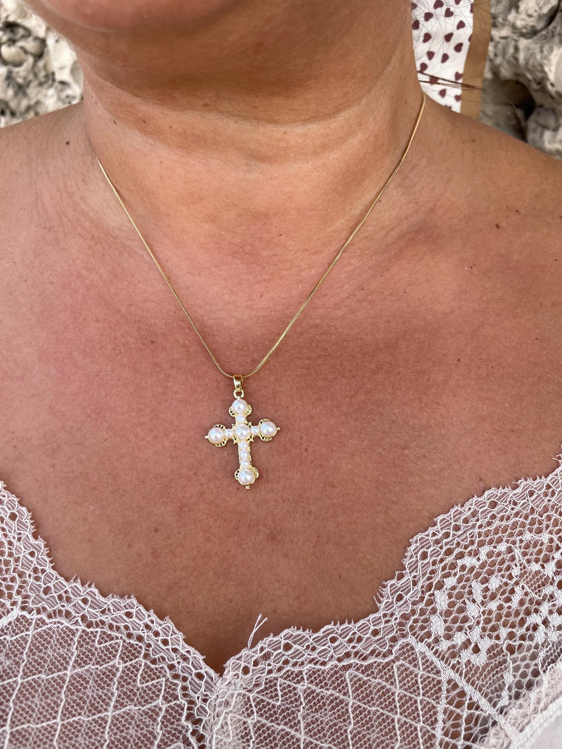 18k Gold Filled Faux all around Pearl Style Cross Pendant