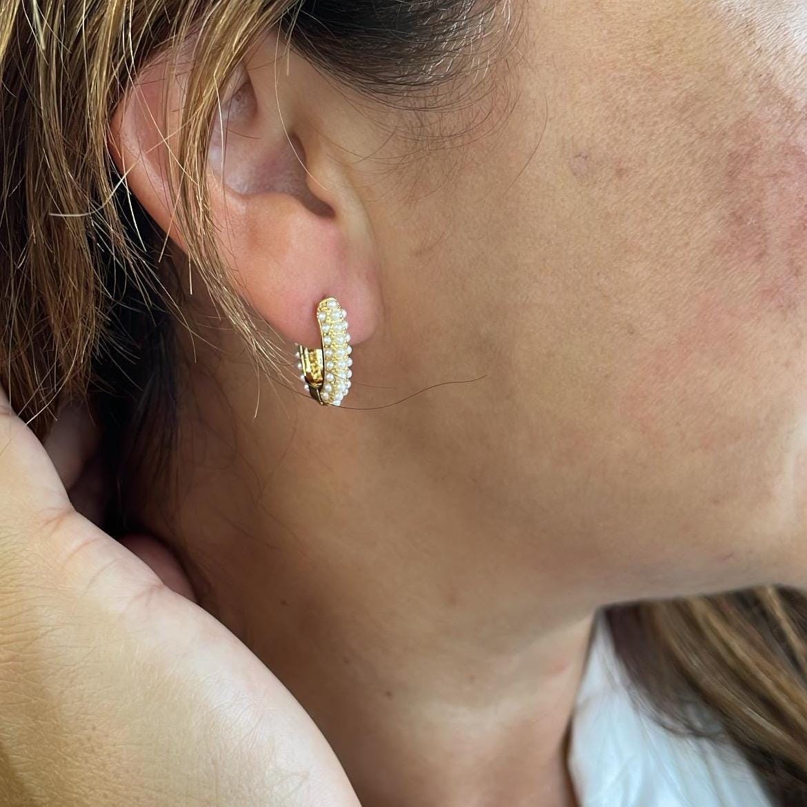 18k Gold Filled Pearl Beaded Oval Hoop Earrings