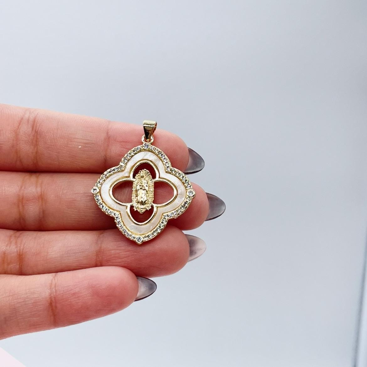 18k Gold Filled Mother of Pearl Clover Pendant with Virgin Mary Engraved Crowned with CZ