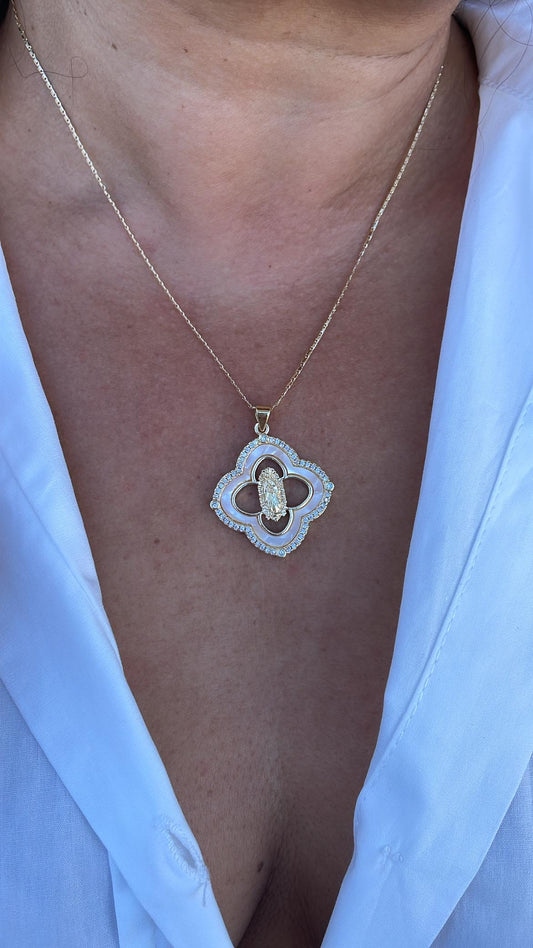 18k Gold Filled Mother of Pearl Clover Pendant with Virgin Mary Engraved Crowned with CZ