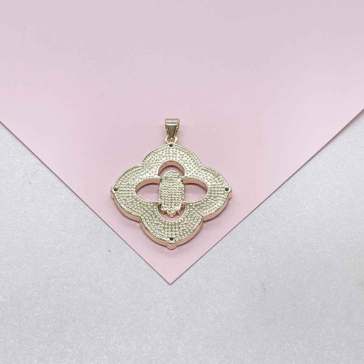 18k Gold Filled Mother of Pearl Clover Pendant with Virgin Mary Engraved Crowned with CZ