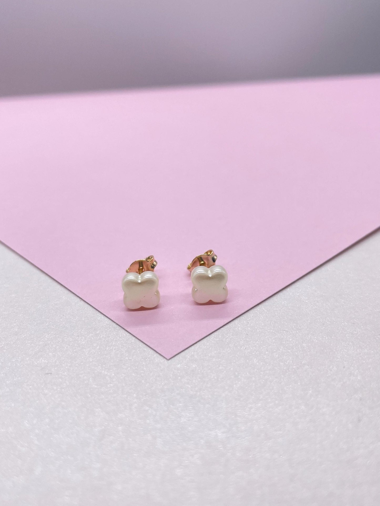 18k Gold Filled Tiny Flower Stud Pearl Earrings