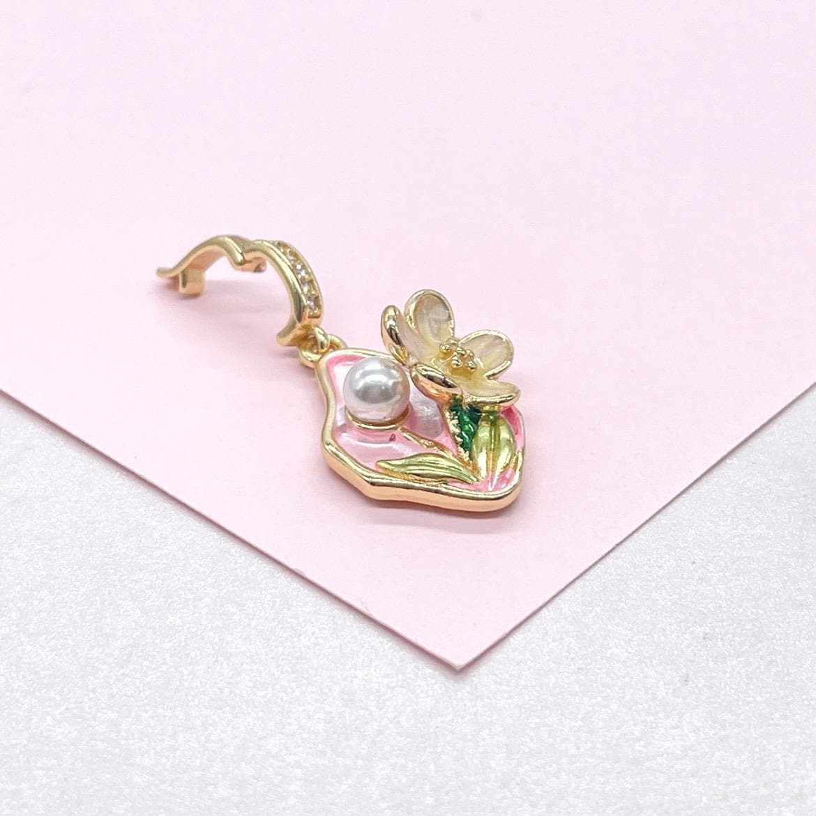 18k Gold Colorful Oval Enamel Heart Charm with 3D Flower and Faux Pearl Details