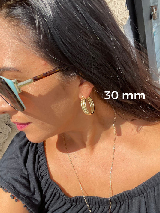 18K Gold Layered Hoop Earrings Featuring Middle Detail Rugged Wholesale And