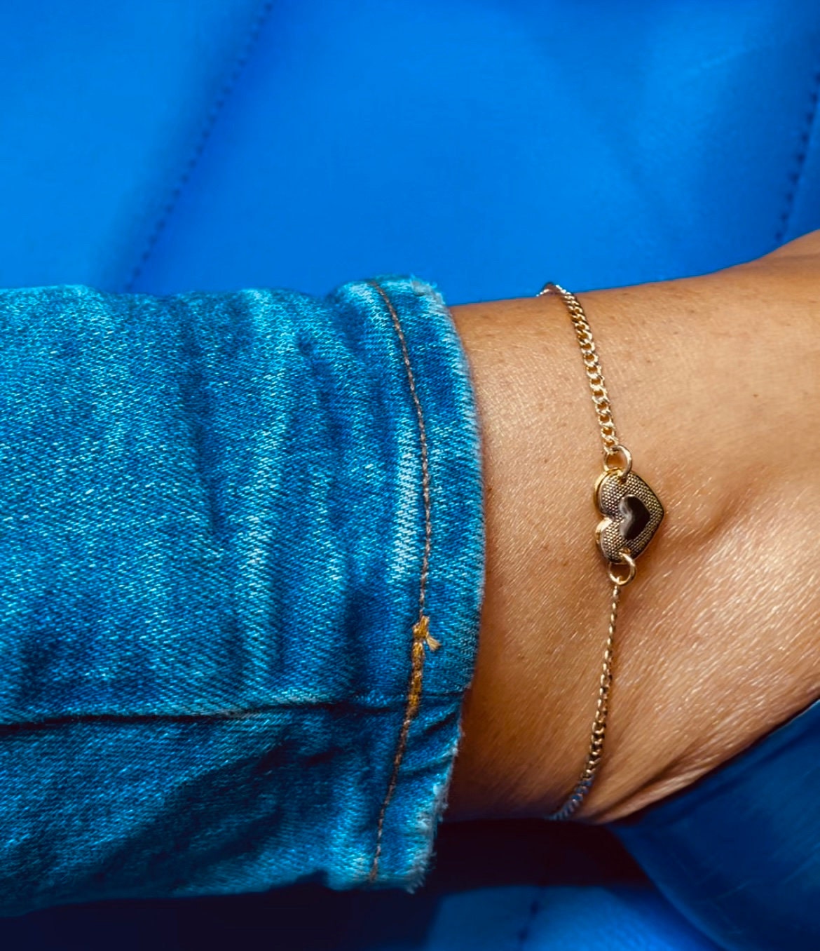 18k Gold Layered Solitaire Cute Puffy Heart Charm Anklet in Curb Chain