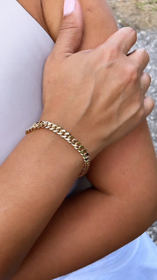 18k Gold Layered Cuban Link Chain Bracelet 7"