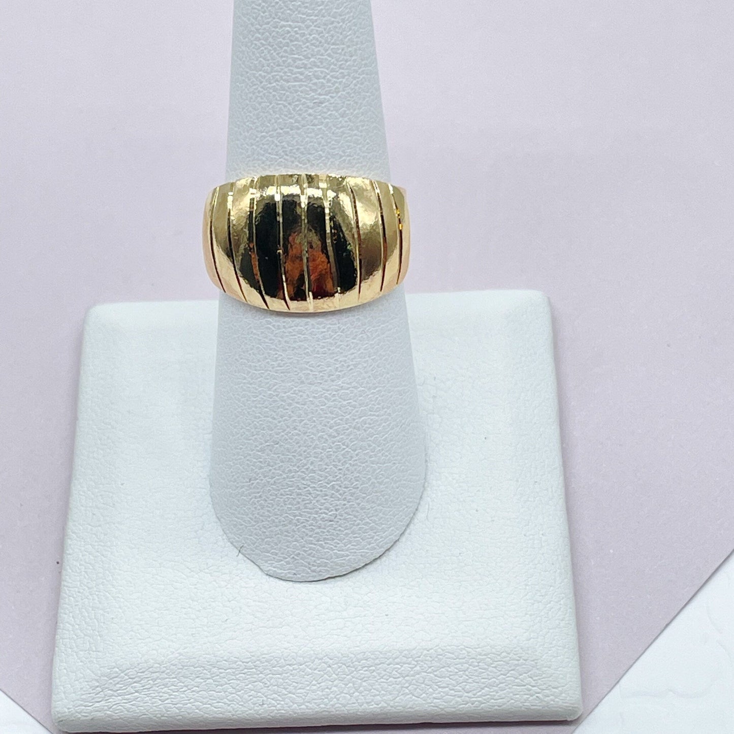 18k Gold Layered Eight Stripes Plain Ring Diamond Cut Surface Light & Hollow Ring