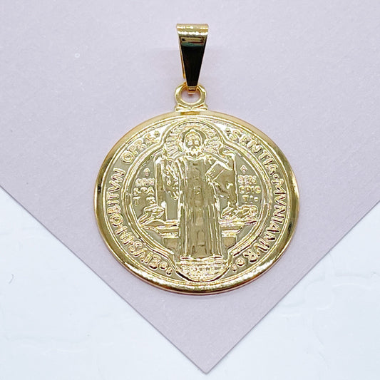 18k Gold Filled 20mm San Benito Round Medal Charm  Dainty Gold Saint Benedict Pendant  Jewelry Supplies