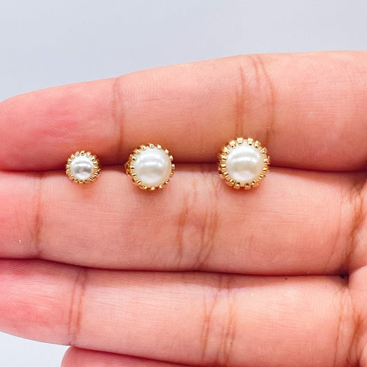Gorgeous Delicate 18k Gold Layered Crowned Pearl Stud Earrings