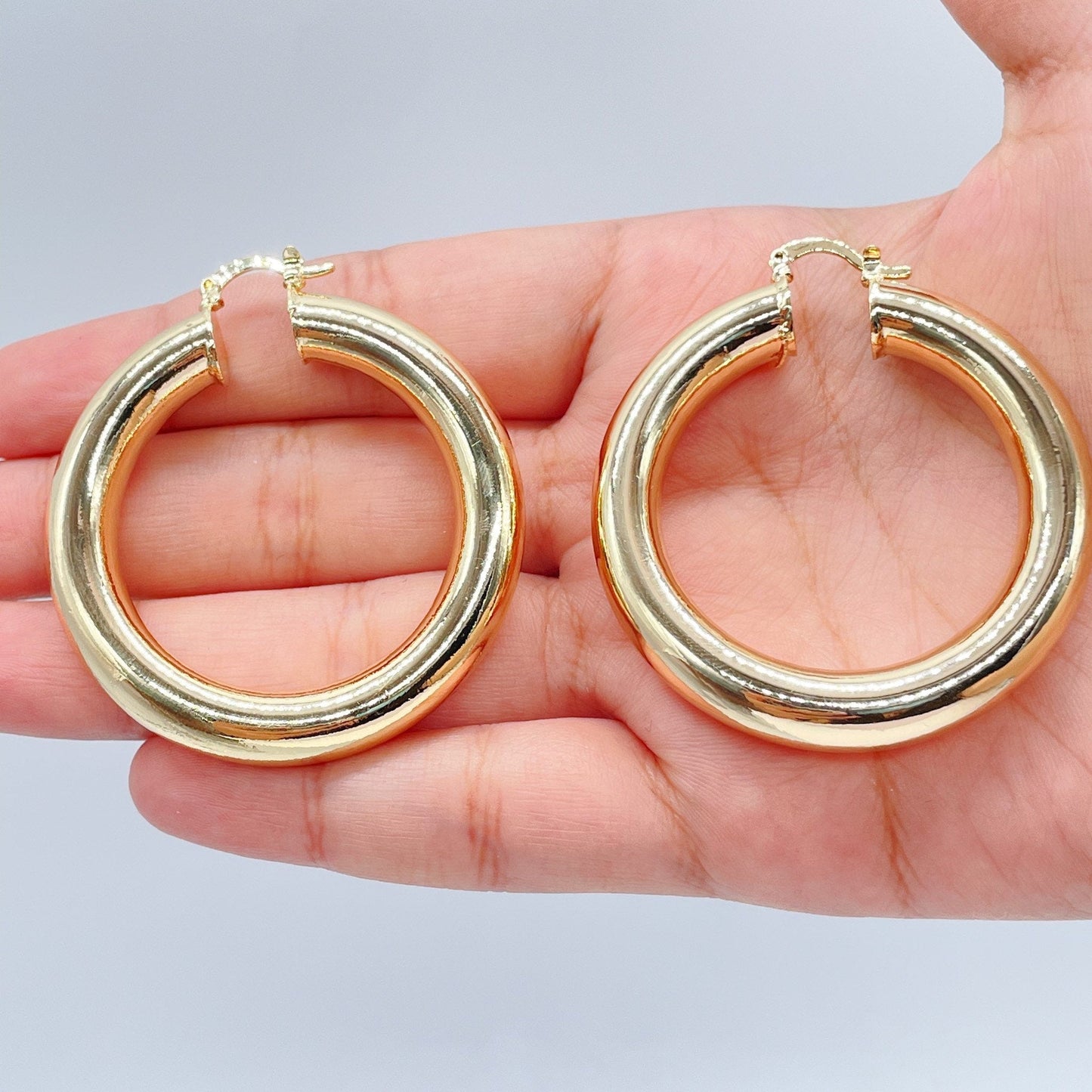 Inspired Selena Large 18k Gold Layered 5mm Plain Hoop Earrings And Silver
