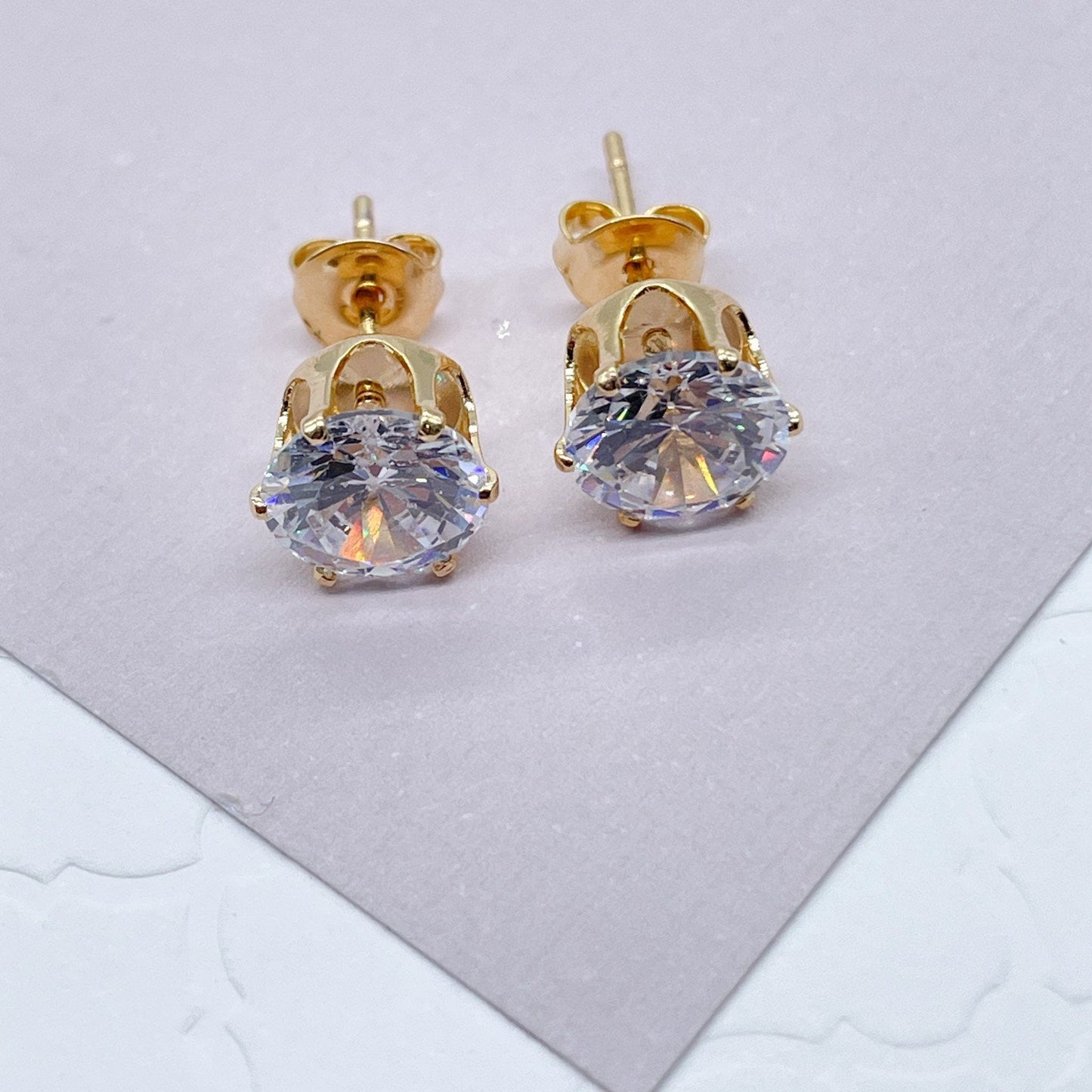 18k Gold Layered 8mm Cubic Zirconia Round Stud Earrings Crown Settings
