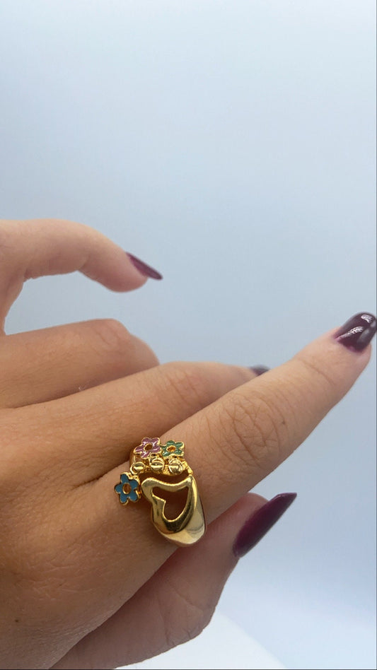 18k Gold Layered Heart Ring With Mini Enamel Flowers Detail Charms Attached