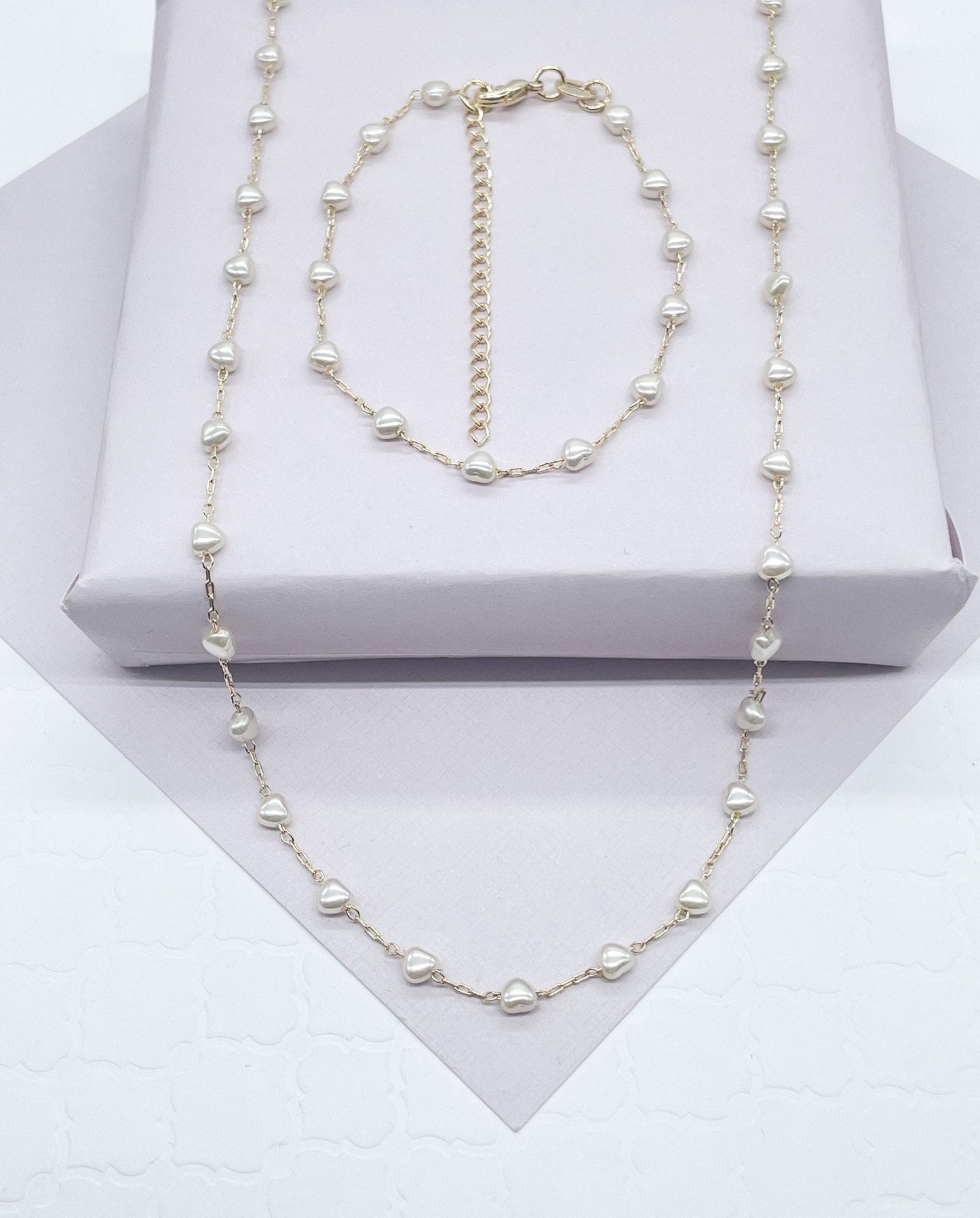18k Gold Layered Tiny Heart Shape Pearl Set – Bella Joias Miami