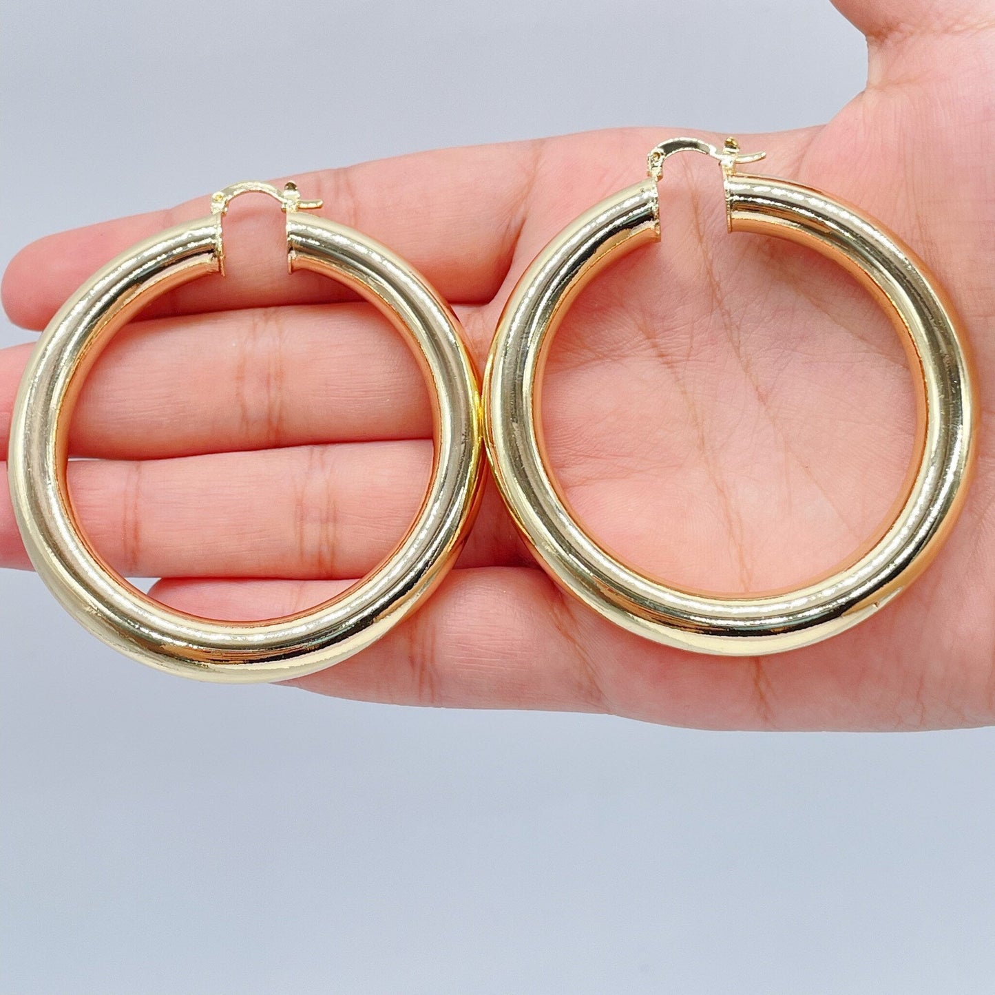 Inspired Selena Large 18k Gold Layered 5mm Plain Hoop Earrings And Silver