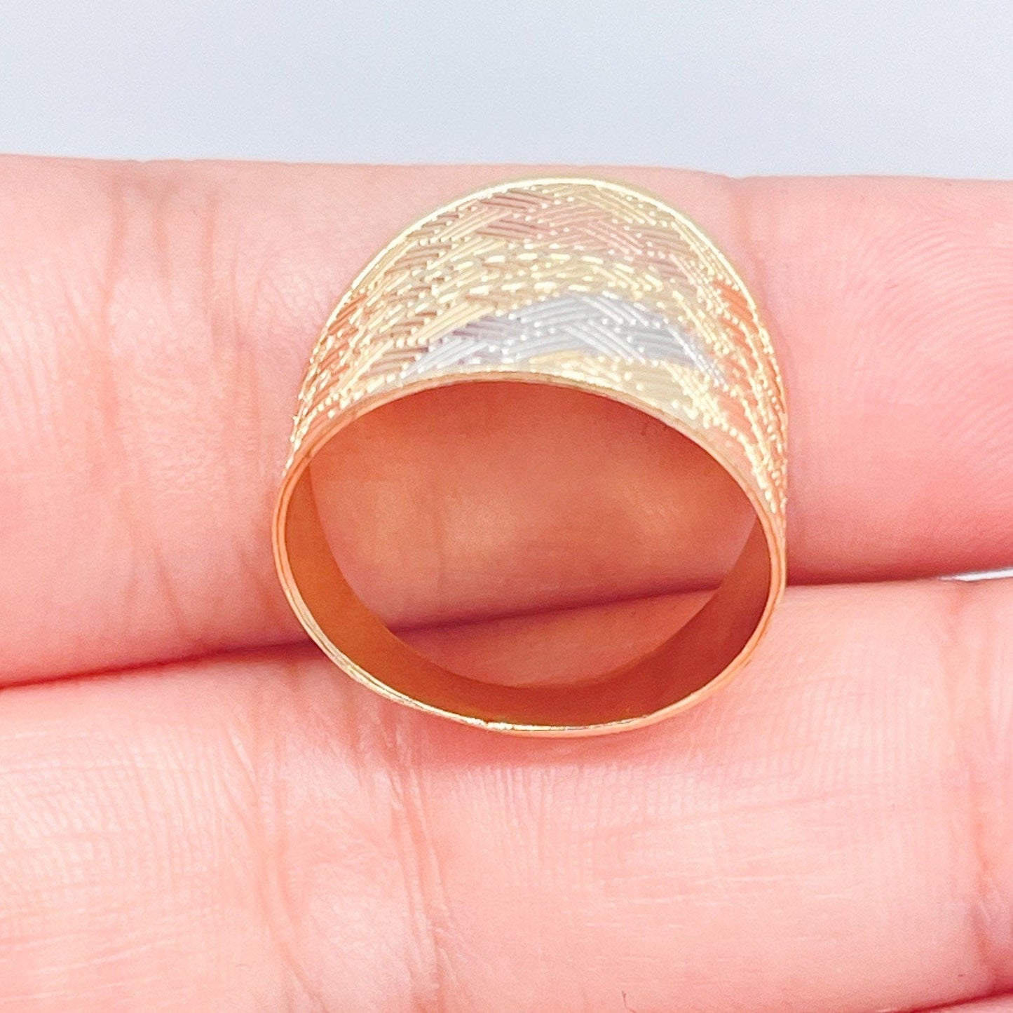 Large 18k Gold Layered Geometric Patterned Tri-Color Ring Wholesale Jewelry