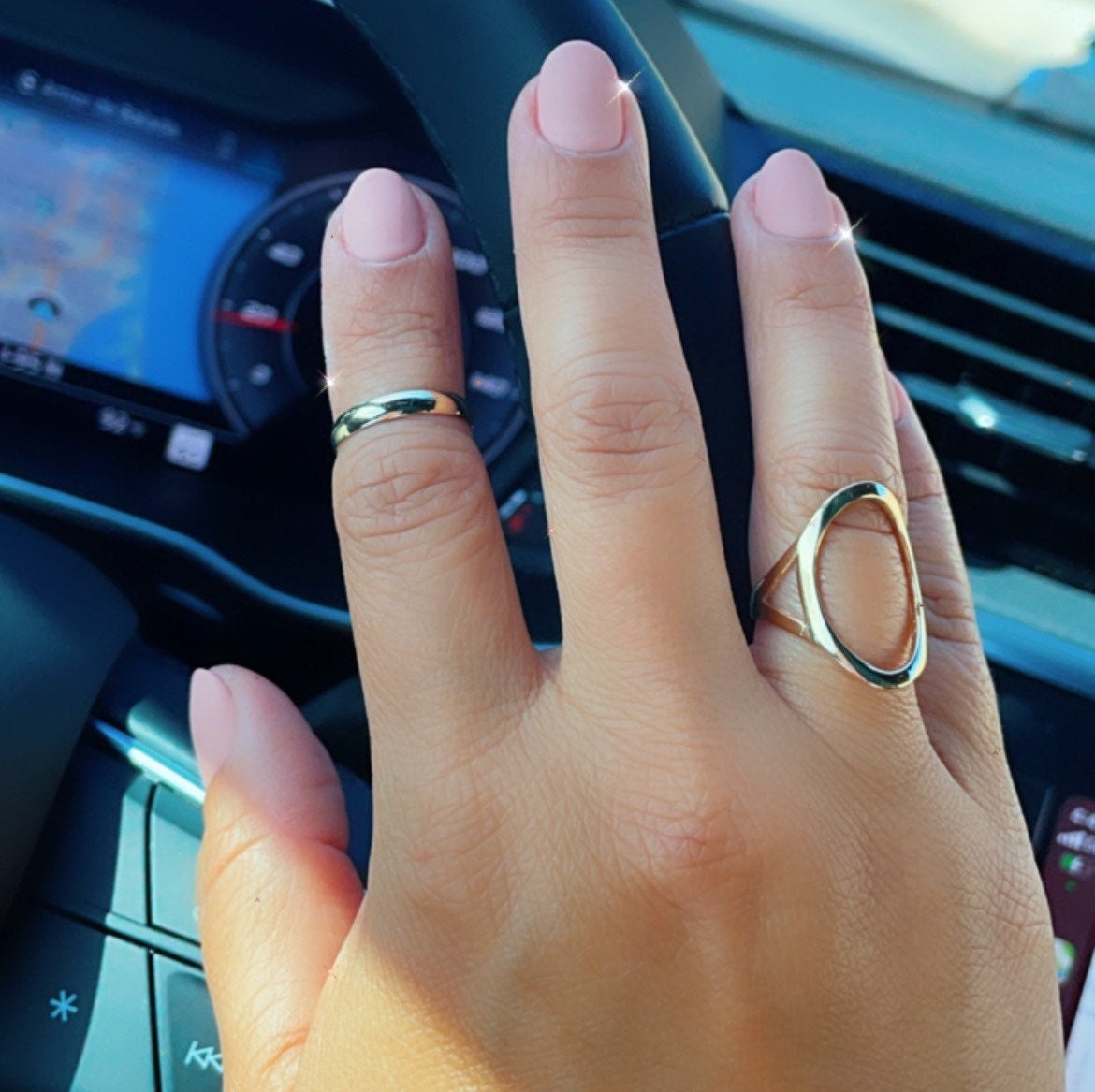 Rings: Buy Gold & Diamond Fingerrings Designs for Men & Women Online |  Tanishq