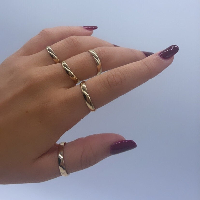 Simple Plain Stackable Band Ring In 18k Gold Layered For Wholesale Jewelry Making