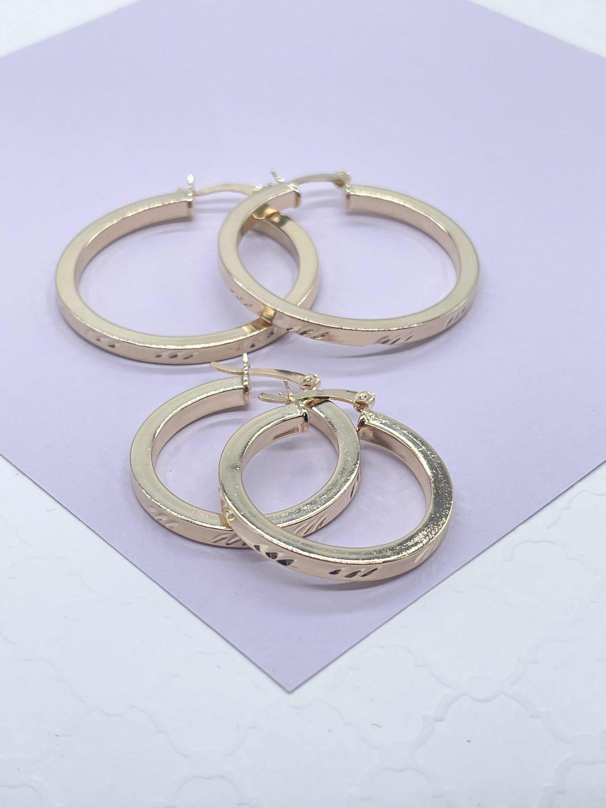 18k Gold Filled Sharp Edges Hoop Earrings with Smooth Finish and 3 Score Pattern