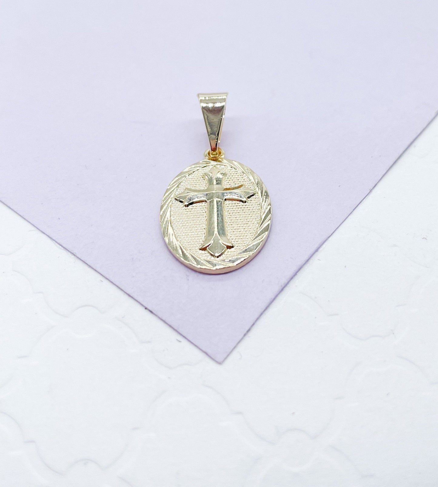 18k Gold Filled Oval Shaped Medallion Pendant With Engraved Cross In Center